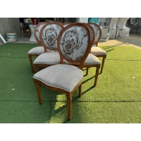 ghế gỗ nhà hàng khách sạn