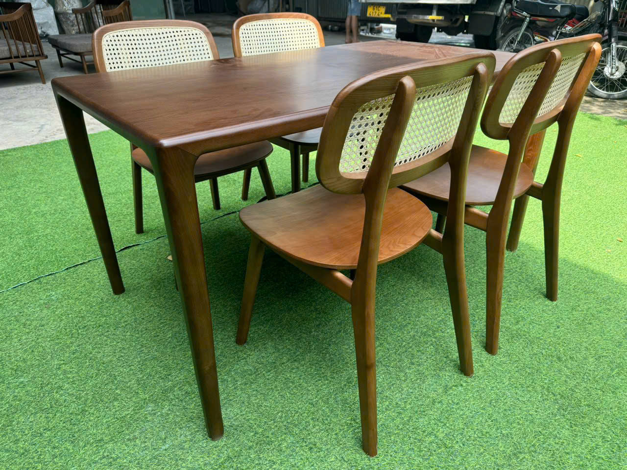 Bàn Ghế Gỗ Đủ Loại 104