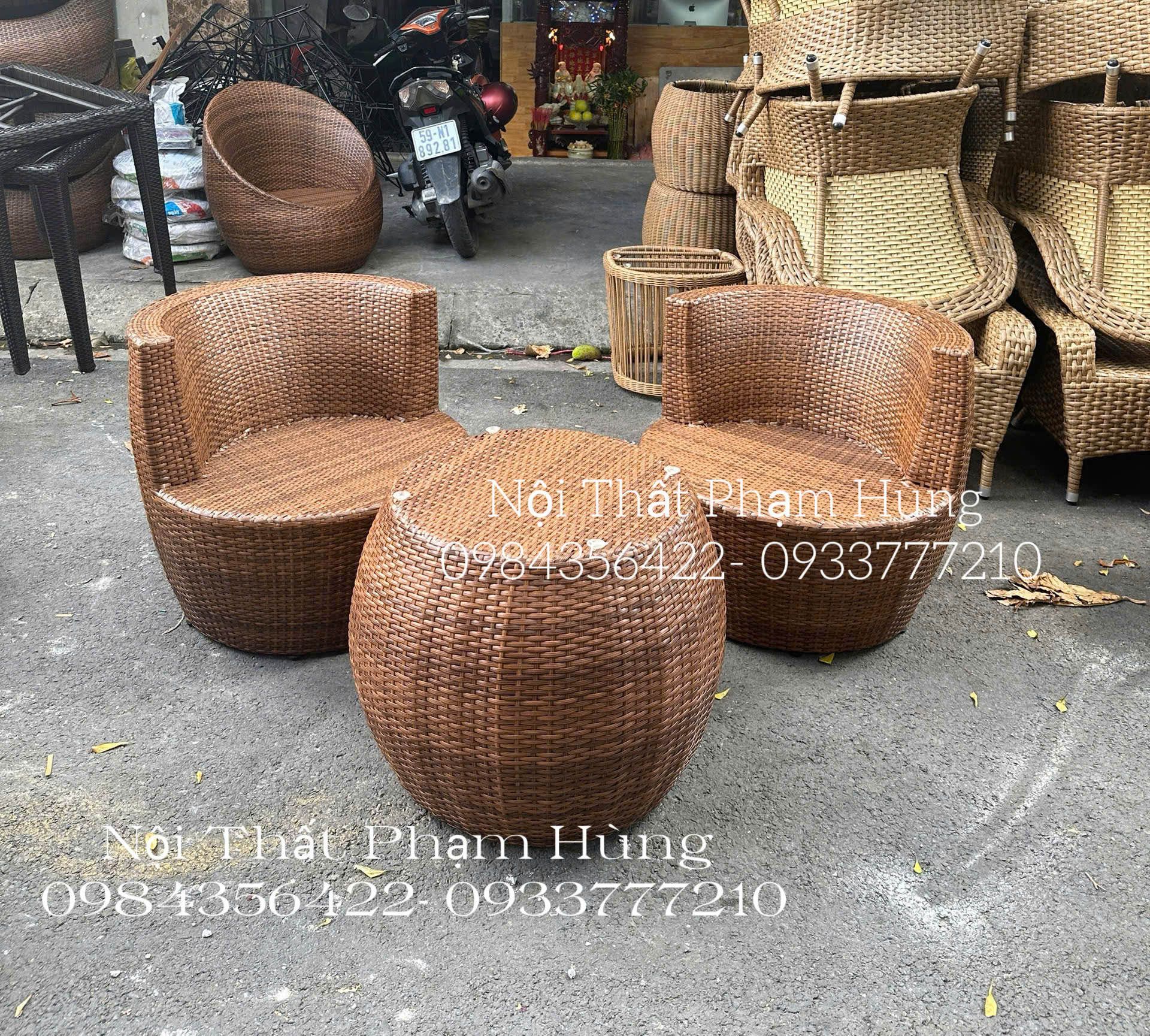 BÀN GHẾ TRỨNG SOFA MÂY NHỰA