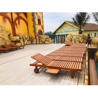 giường thư giãn hồ bơi phạm hùng